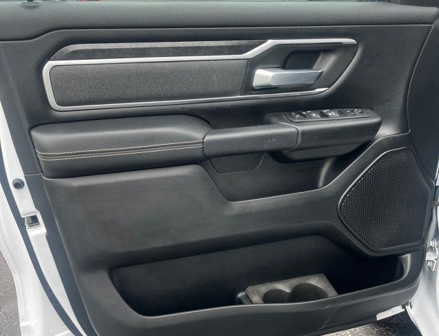 2021 RAM 1500 Big Horn Crew Cab 4x4 5'7" Box