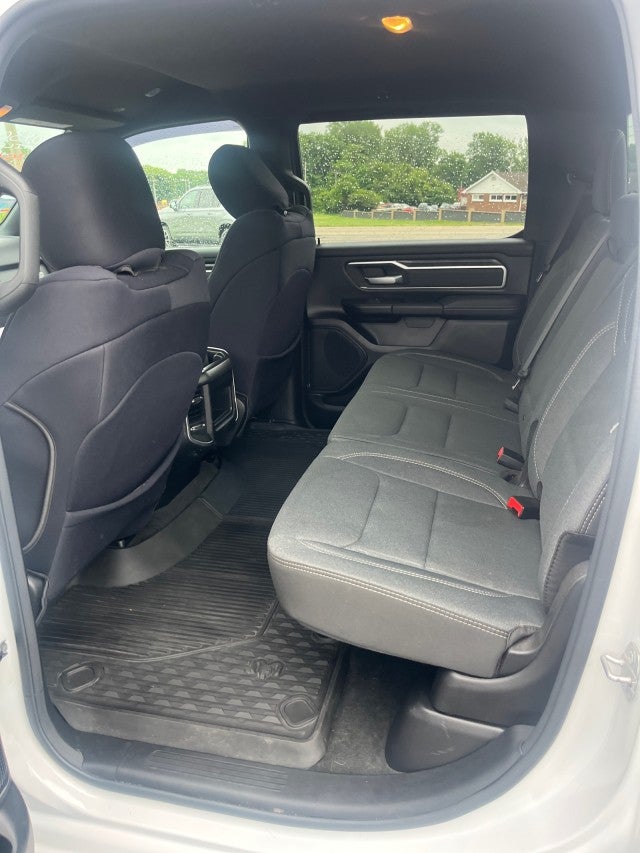 2021 RAM 1500 Big Horn Crew Cab 4x4 5'7" Box