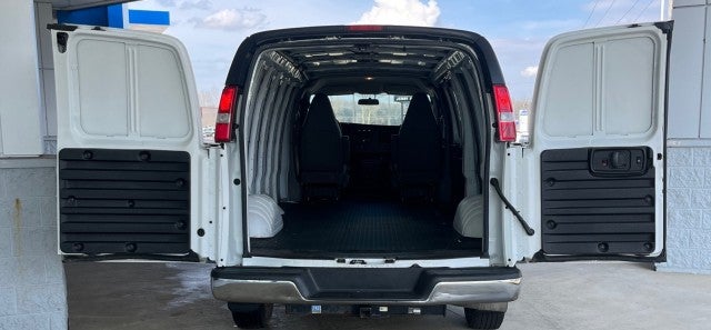 2016 Chevrolet Express Cargo 3500 Base