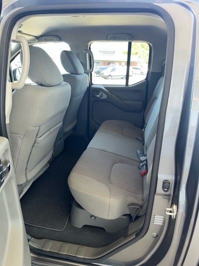 2020 Nissan Frontier SV