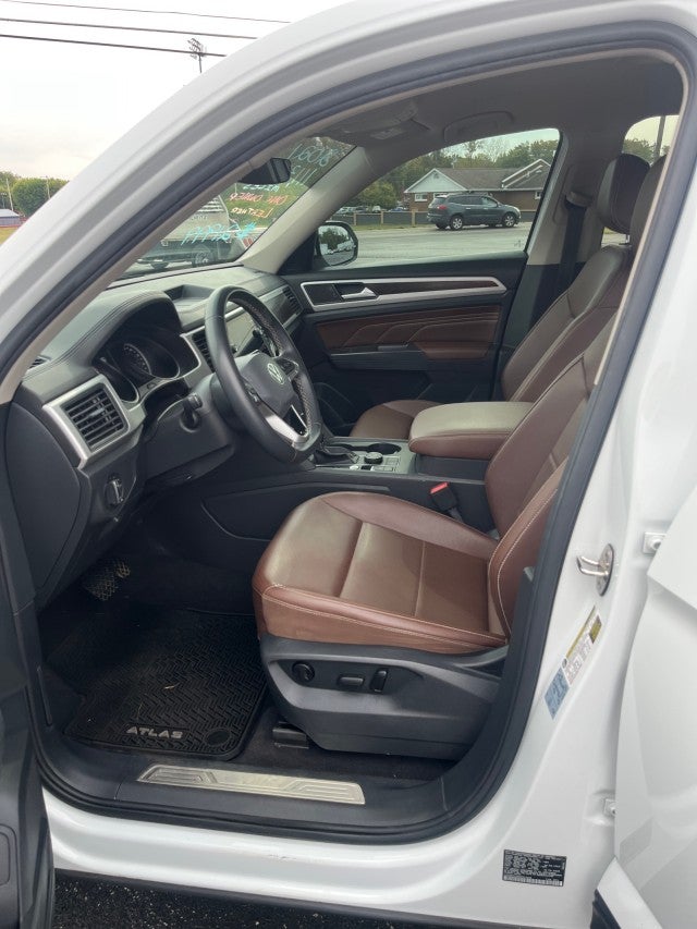 2021 Volkswagen Atlas 3.6L V6 SE w/Technology