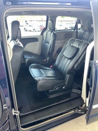 2015 Chrysler Town & Country Touring-L