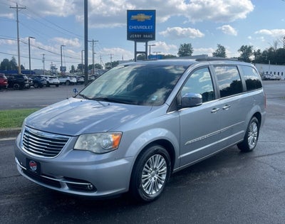 2015 Chrysler Town & Country Touring-L