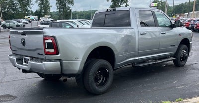 2022 RAM 3500 Big Horn Crew Cab 4x4 8' Box