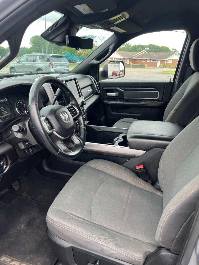 2022 RAM 3500 Big Horn Crew Cab 4x4 8' Box